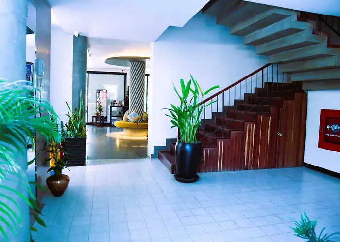 Palace & Hotel 4*