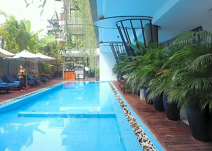 Palace & Hotel